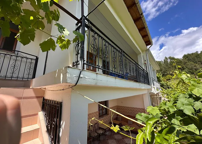 Vakantiehuis Bleam Përmet